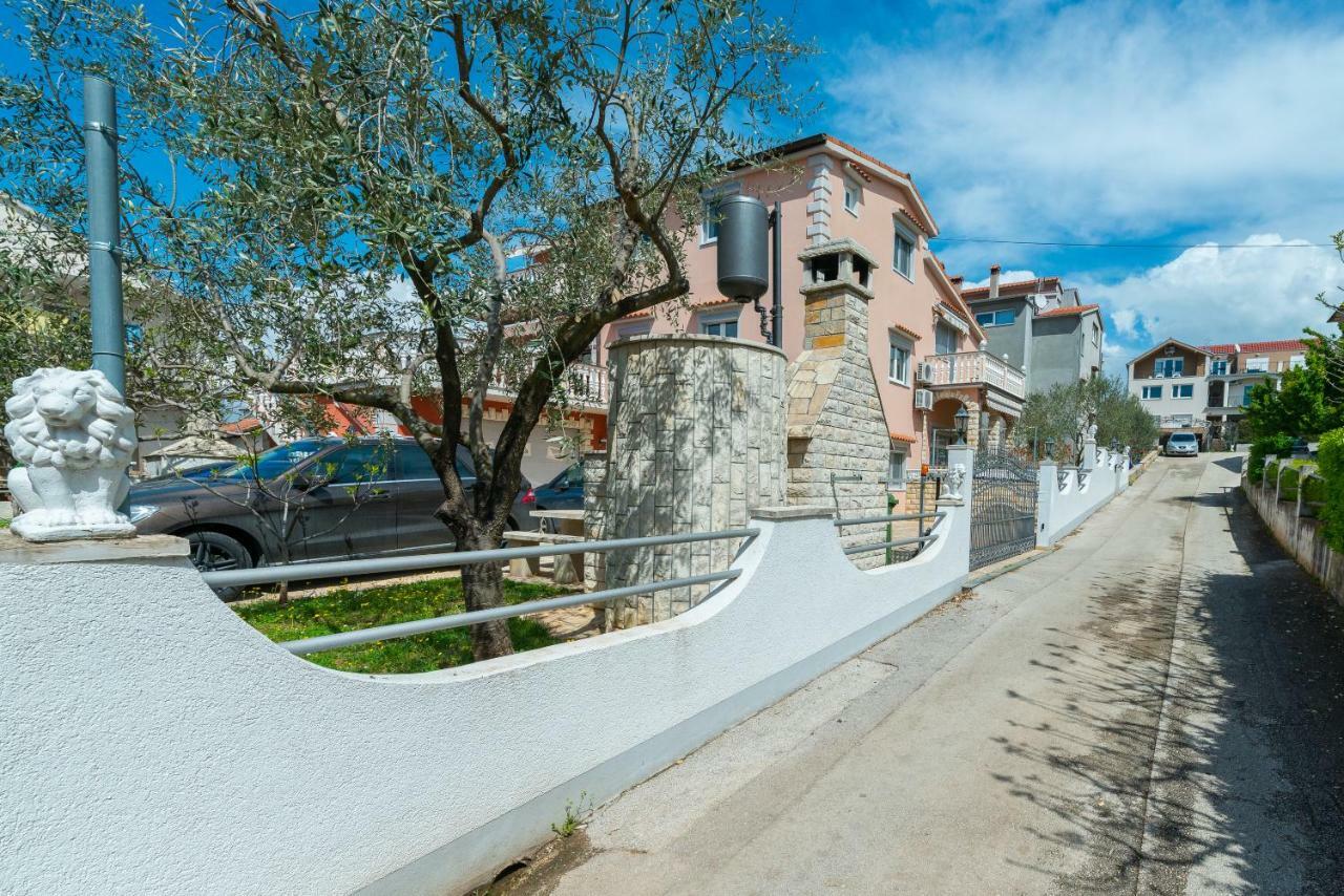 Katy & David Apartments Zadar Extérieur photo